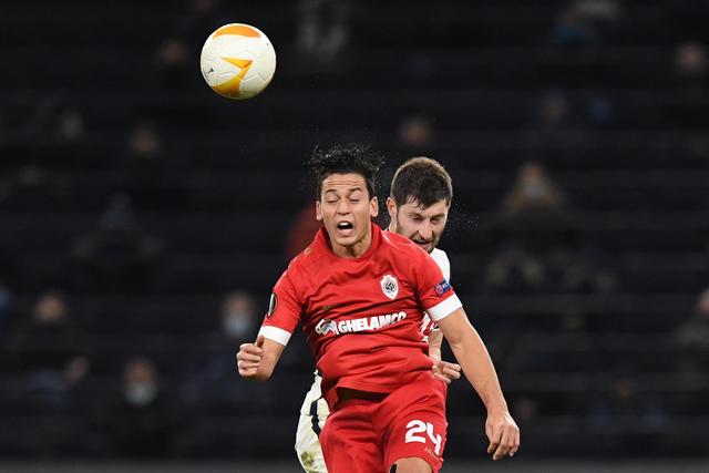 哈达迪致敬易建联：喜欢你的比赛享受与你对抗