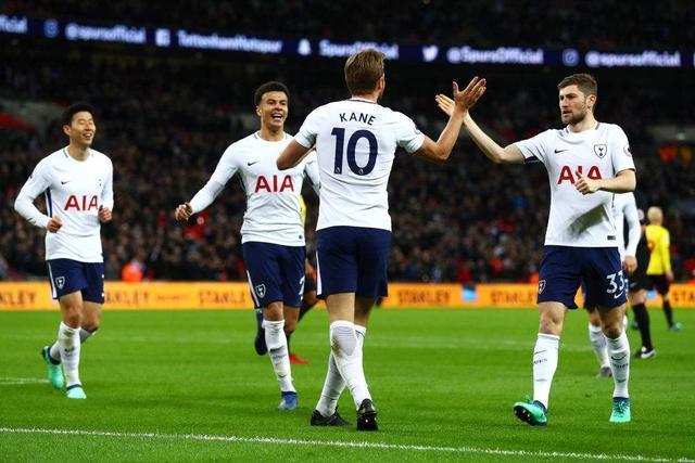 每体：关于巴萨用藤森给奥尔莫注册的猜测不实