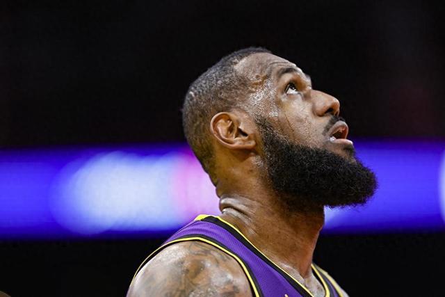 绿军大胜雷霆提前锁联盟第一 篮网险胜步行者